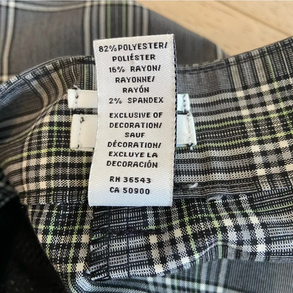 IZOD Plaid Stretch Pants Size 10 Black Grey Straight Leg Travel Golf EUC - Picture 5 of 8